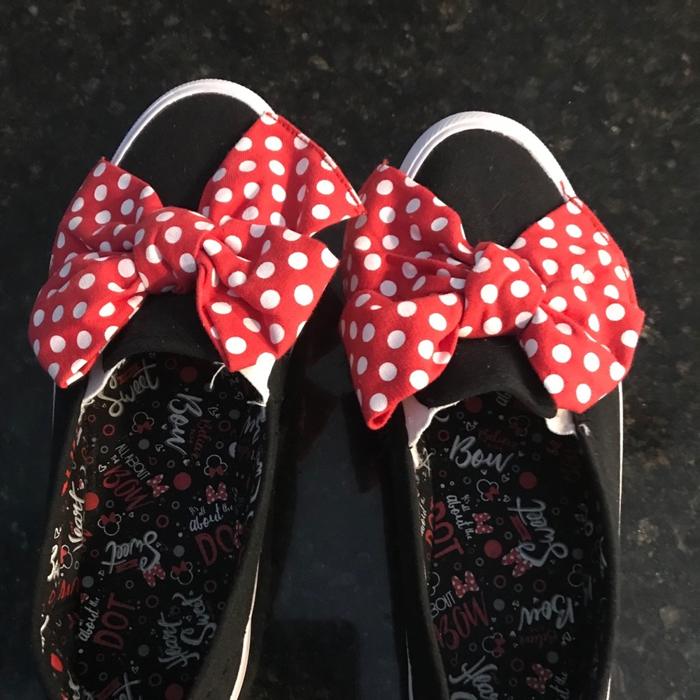 Minnie Mouse Shoes size 8